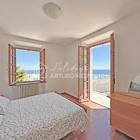 213 - Anna - Quadrilocale A Al Primo Piano Con Vista Mare Strepitosa!