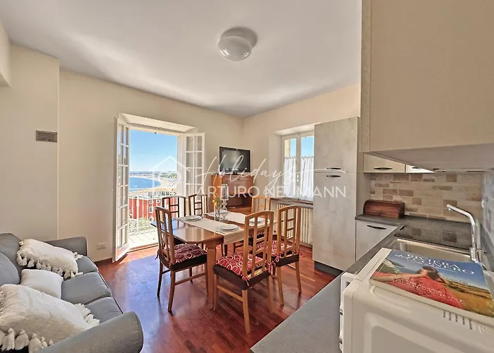 213 - Anna - Quadrilocale A Al Primo Piano Con Vista Mare Strepitosa! *